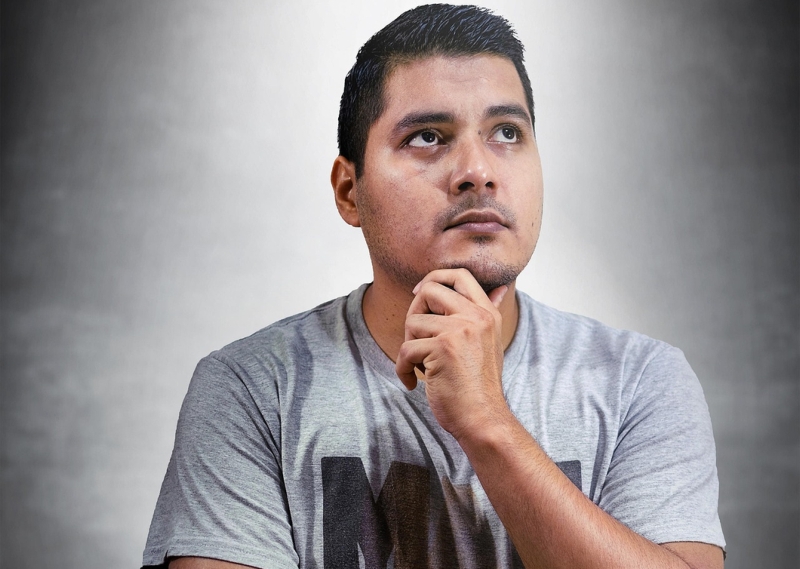 Lev eller dø! spørg dig selv, hvad dine næste skridt er. Få hjælp fra Tanke-Feltet.